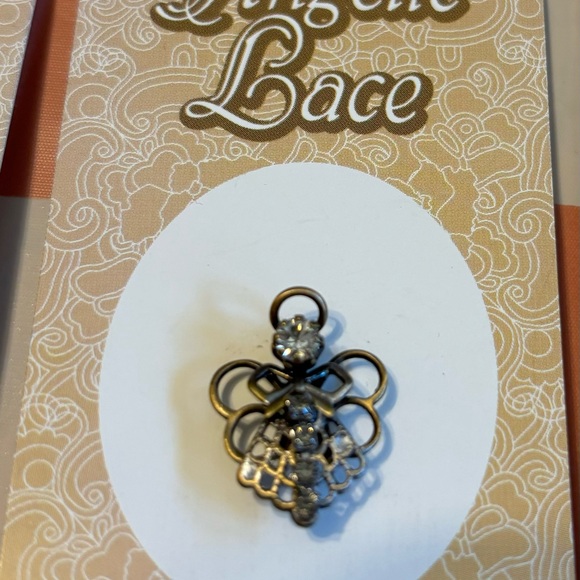 Angel pins or could be pendants. These are Angelic Lace and made in USA - Picture 2 of 9